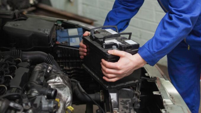 remplacer batterie voiture